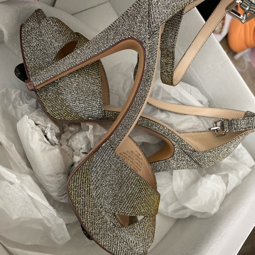Nine West 6 inch heels gently used